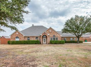 1445 E Alamosa Dr, Terrell, TX 75160