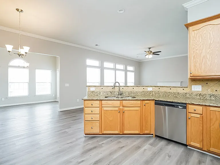 1802 Cabe Ct — Photo 8