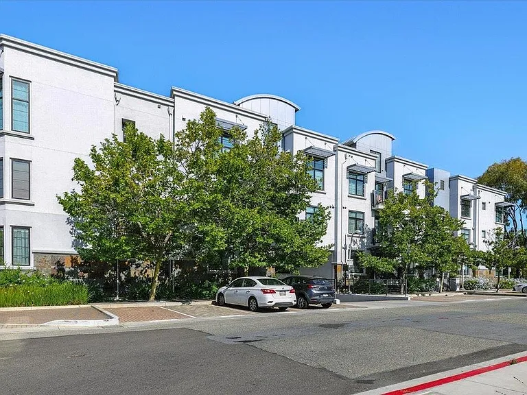 10745 N De Anza Blvd #115 — Photo 63