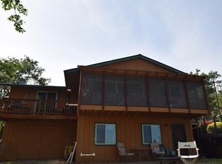 1200 Wedgewood Dr, Eagle Pt, OR 97524