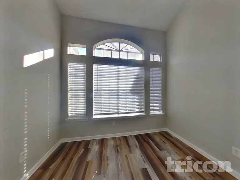 7114 River Garden Dr — Photo 5