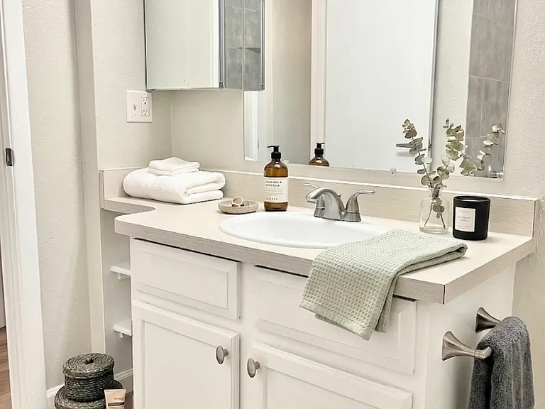 The Haven on 3rd — Photo 14