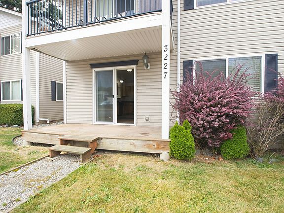4th image of 3227 Racine St #A67ce01a3