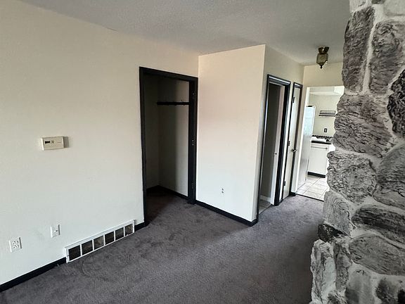 4th image of 6748 Woodlake Dr