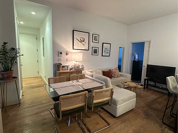 3rd image of 411 Union Ave Unit 202