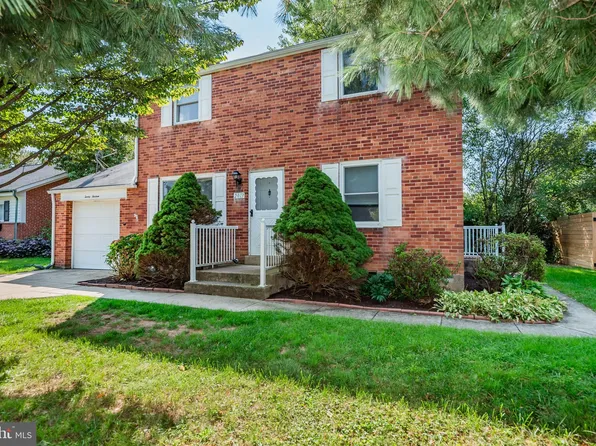 2013 Harvard Ave, Camp Hill, PA 17011