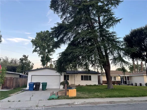 5847 Meadowbrook Ln, Riverside, CA 92504