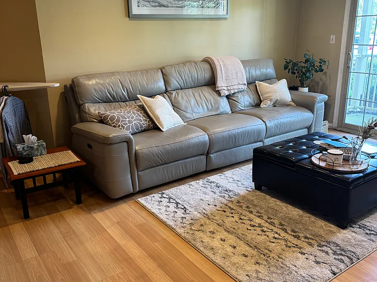 329 Cozzens Ct — Photo 1
