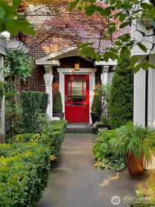 1013 Summit Avenue E #2, Seattle, WA, 98102