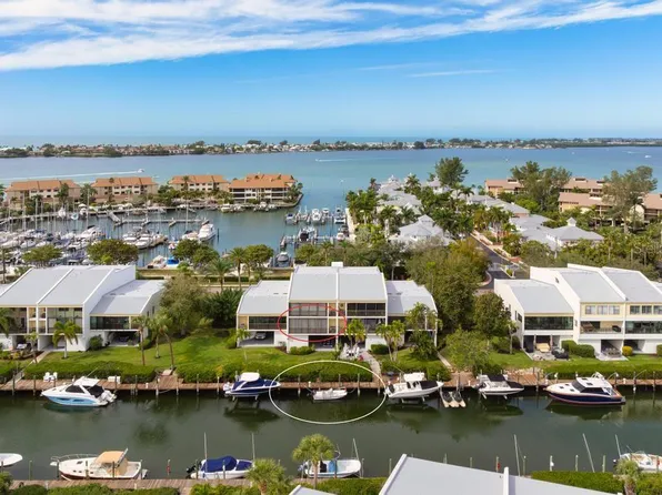 4107 129th St W #203, Cortez, FL 34215