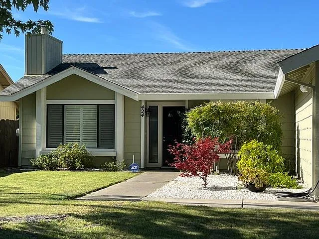 424 Spinnaker Way photo 1
