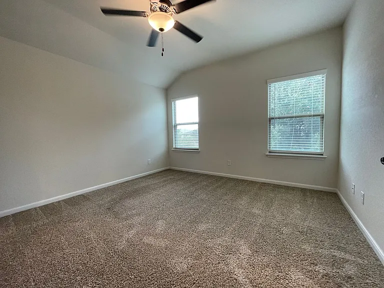 10330 Lynwood Vlg #101 — Photo 10