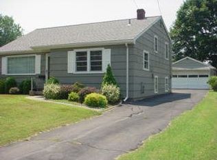 25 Maureen St, Stratford, CT 06615