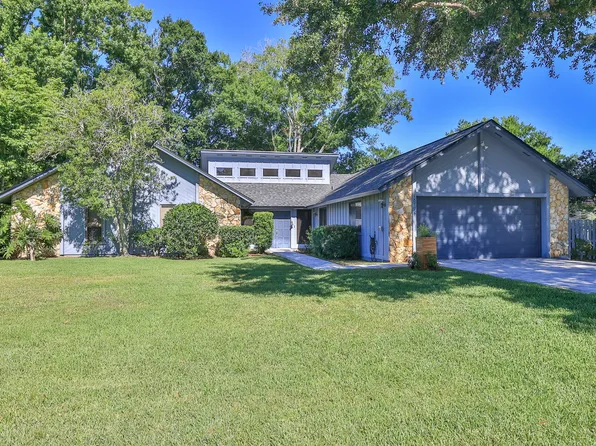 1879 Seclusion Dr, Port Orange, FL 32128