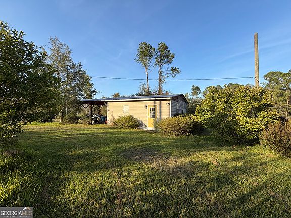 3rd image of 698 Pat Dixon Rd