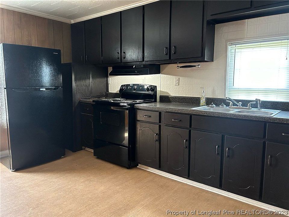 2nd image of 718 Sadie Dr