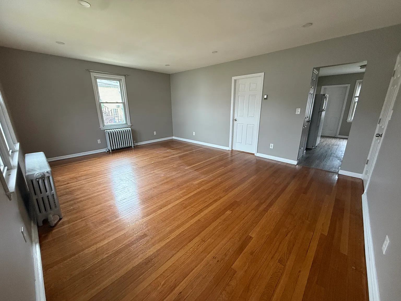 1 bed, 1000 sqft, $1,800 — Photo 2