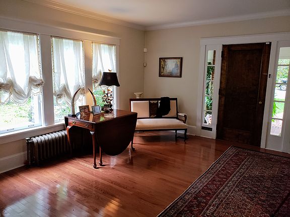 Abundant natural light