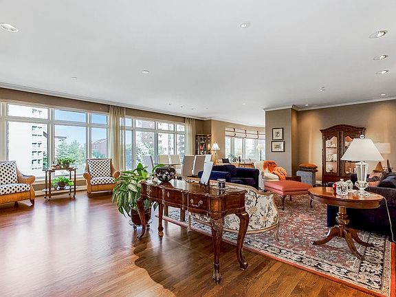 3rd image of 400 W 49th Ter APT 2046