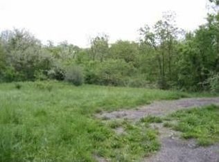 8987 Strout Rd, Clarksville, OH 45113