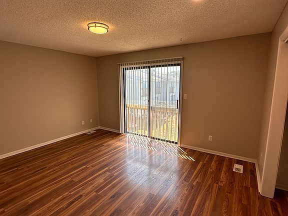 5th image of 9626 W 87th St