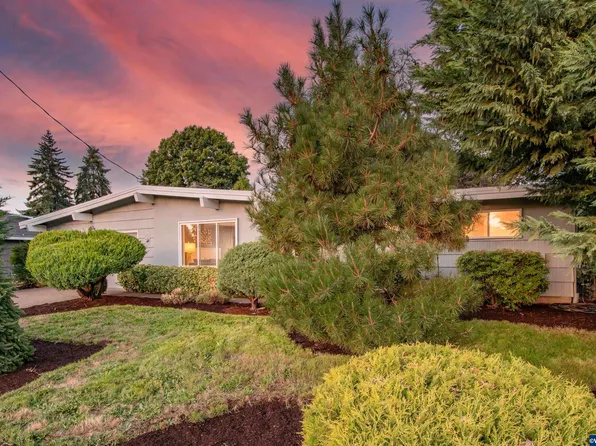 5056 Elizabeth St N, Keizer, OR 97303