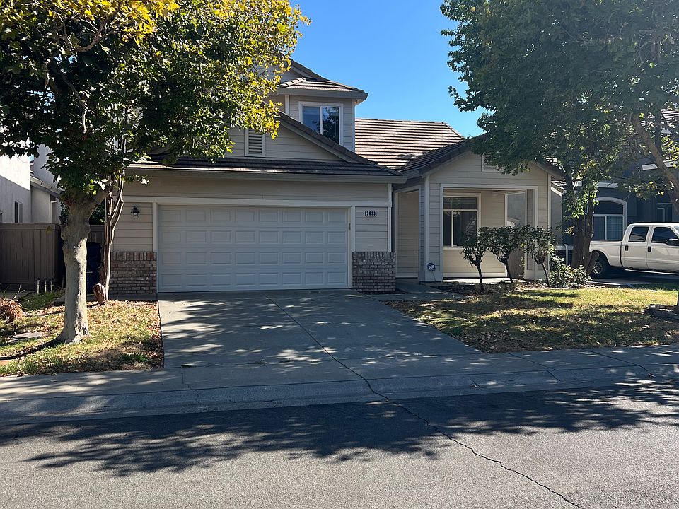 1st image of 2633 Maybrook Dr