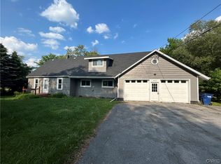 6503 Colton Rd, La Fayette, NY 13084