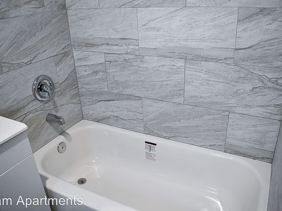 4th image of 2312 Tam Dr APT 102