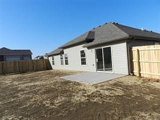 2nd image of 109 E Honey Ln