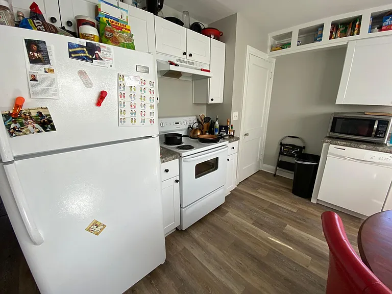 122 E Francis Ave — Photo 14