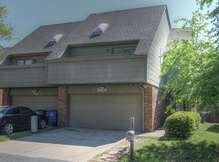 9129 S 69th Pl E, Tulsa, OK 74133