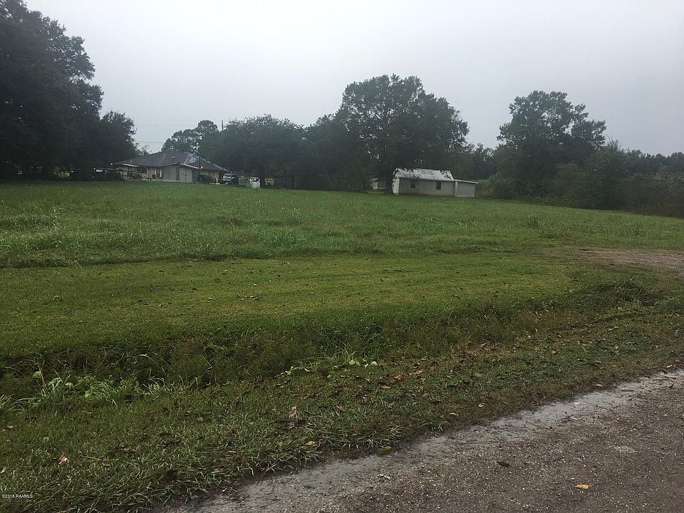 1st image of E Francis St