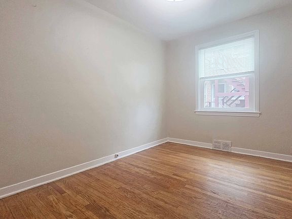3rd image of 8143 Kilpatrick Ave APT 1A