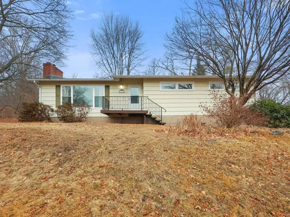 101 Jennifer Road, Hamden, CT 06514