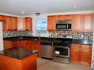 15 Laudervale Rd, Weymouth, MA 02191