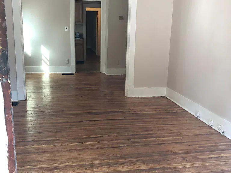 1228 Barret Ave — Photo 2