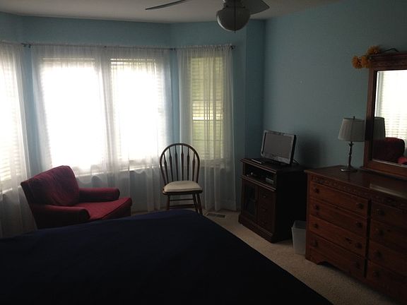 5th image of 644 Geneva National Ave N #644