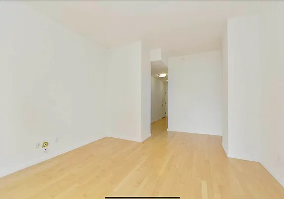 Rented by Level Group | media 4