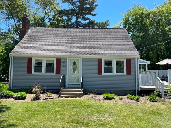 877 Center St, Pembroke, MA 02359
