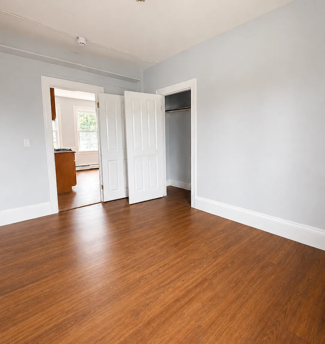 3 bed, 1040 sqft, $1,800 — Photo 4