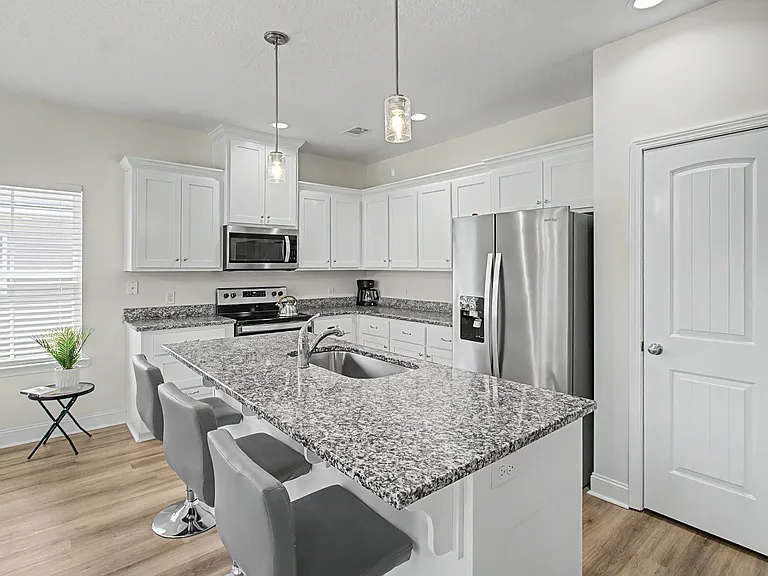 99 McClelland Loop NE — Photo 6