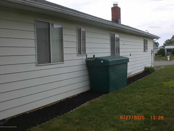 5th image of 14 Monaco Ct