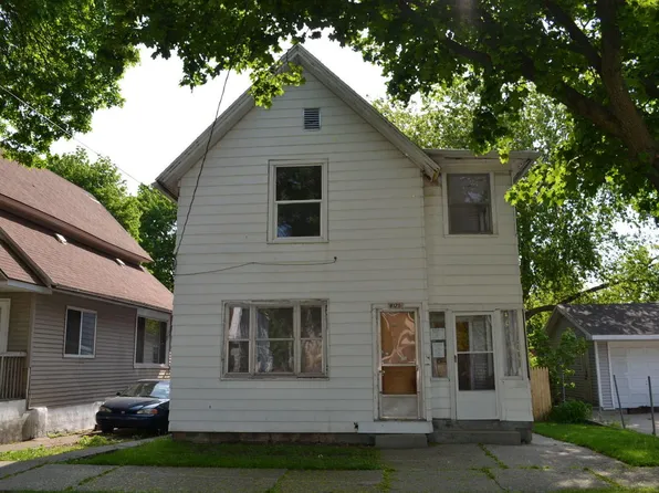 812 McReynolds Ave NW, Grand Rapids, MI 49504