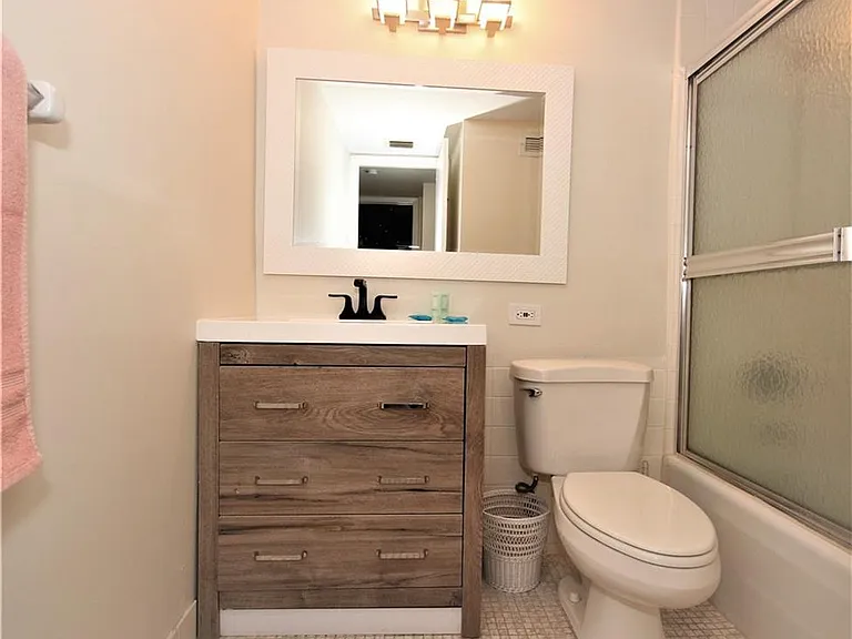 666 3rd St S #201 — Photo 10