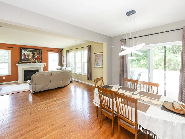 1 Warmstone Way — Photo 12
