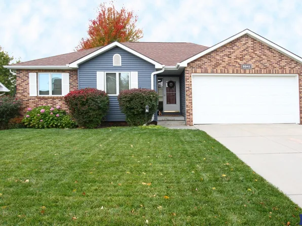 8041 McKinty Ln, Lincoln, NE 68516