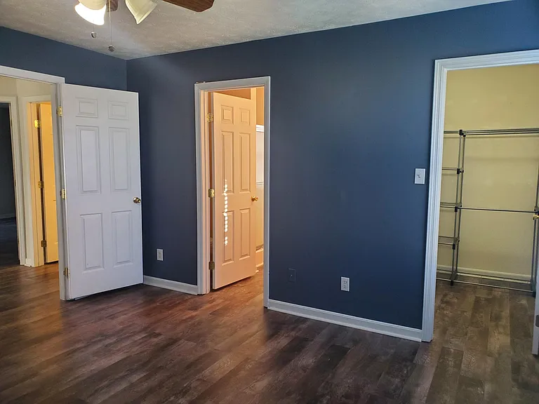 295 Keswick Dr — Photo 10