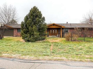 1355 Pitkin St, Aurora, CO 80011