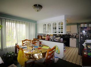 42 Pert St, Trumbull, CT 06611